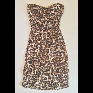 🐬 CLEARANCE ITEM: Twenty One Animal Print Strapless Dress/Tunic Top